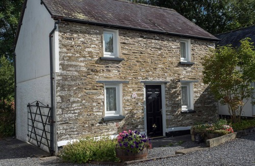 Llangeler Cottage | Dairy Cottage, Newcastle Emlyn