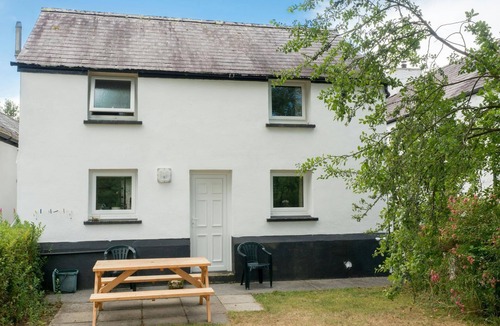 Llangeler Cottage | Dairy Cottage, Newcastle Emlyn
