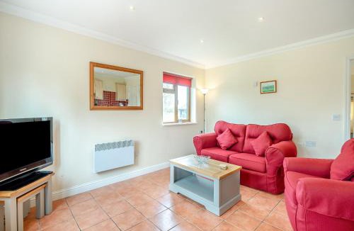 Clacton-on-Sea House | Dairy Cottage