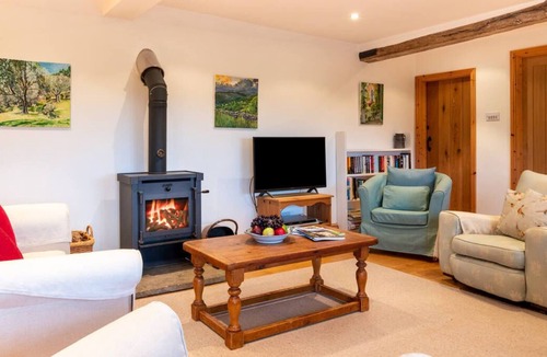 Wadhurst Ski Chalet | Dairy Cottage in the beautiful Wadhurst