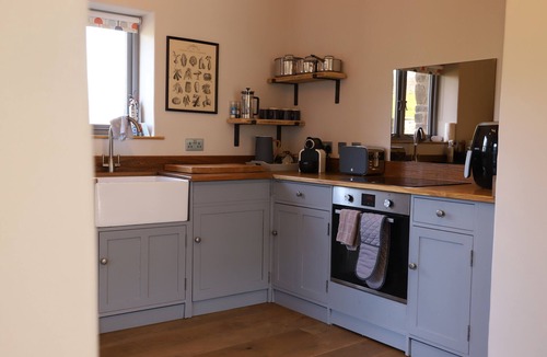 Abergavenny House | Dairy in the Black Mountains