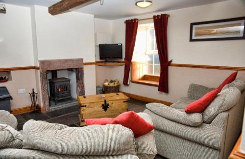 Calder Bridge House | DAIRY MAIDS COTTAGE