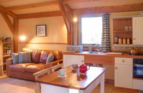 Rewe Ski Chalet | Daisy-a romantic logcabin hiding amongst the trees