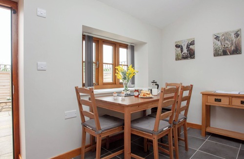 Hewish Cabin | Daisy Cottage - UK31294