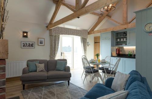 Scruton House | Daisy