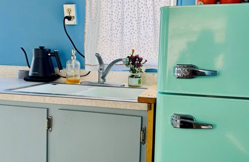 Floyd House | Daisy - Green Acres Resort
