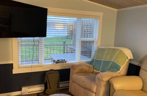 Broad Cove House | Daisy House in Heart’s Delight