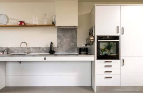 Old Somerby Cabin | Daisy Lodge