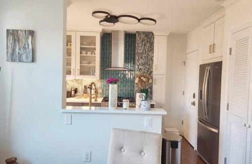 Potomac West House | Daisy's Heavenly Townhome