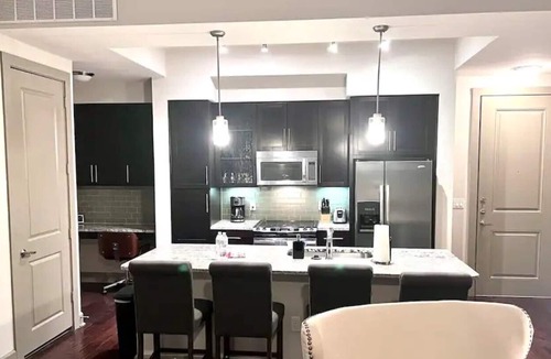Cityplace Apartment | DAL120 - 2bd2bth Upscale Uptown Dallas furn. Apt