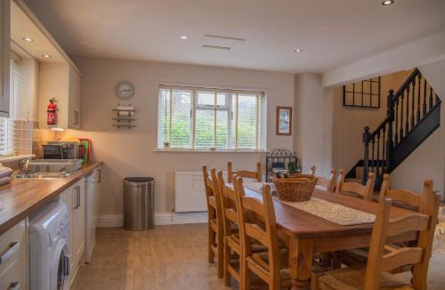 Ironbridge House | Dale Cottage