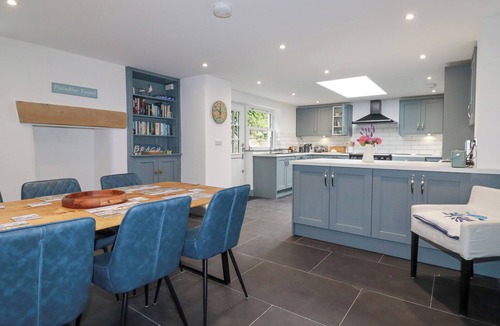 Crantock Cottage | DALE COTTAGE, pet friendly, luxury holiday cottage in Crantock