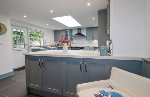 Crantock Cottage | DALE COTTAGE, pet friendly, luxury holiday cottage in Crantock