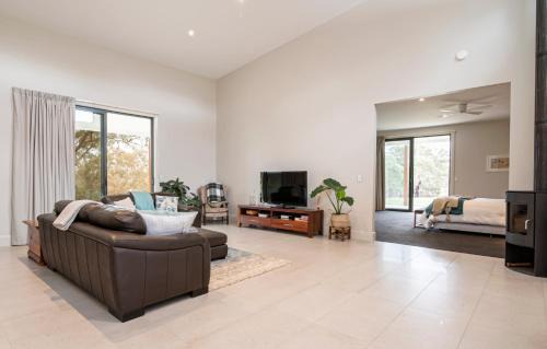 Glenaroua House | Dale View Luxury Accommodation