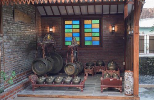 Mlati Villa | Dalem Jongke by Ubu Villa - 9 Bedrooms Villa in Yogyakarta