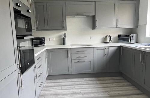 Dalkeith House | Dalkeith Five Bedroom House