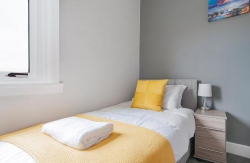 Dalkeith Apartment | Dalkeith Three Bed Two Bath Apartment