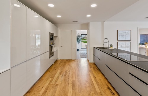 North Dallas House | Dallas Central LUX Boutique Pool House 4B3B