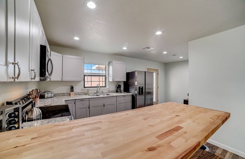 Blanco Cabin | Dallas House | Dog-friendly cabin in Blanco with firepit, W/D, streaming