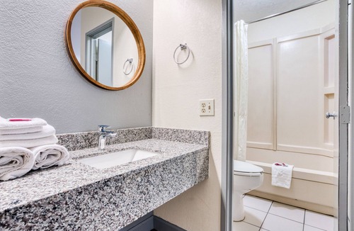 Dallas Hotel | Dallas Love Field Inn