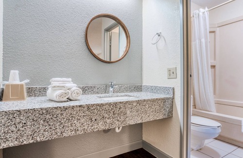 Dallas Hotel | Dallas Love Field Inn