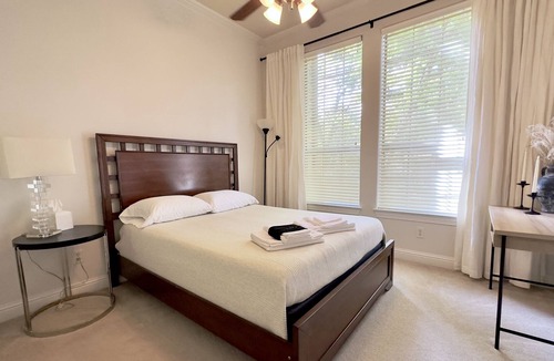 DeSoto House | Dallas Nature Retreat w/ Hiking Trails