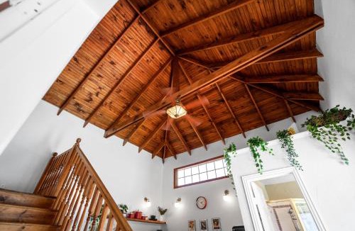 Dallas House | Dallas Oak Lawn Oasis w/Private Pool, Hot Tub