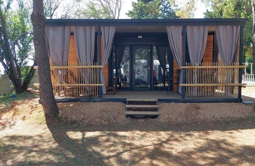 Privlaka RV Rental | Dalmatino Pleasure Mobile Home