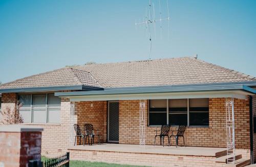 Parkes House | Dalton St House