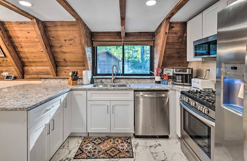 Bent Creek House | Daltun’s Ranch | Hot Tub Game Room Firepit