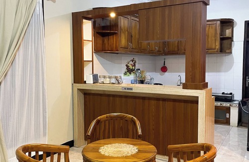 Labuan Bajo House | dAlvin: Room 4 - Cozy Corner | Near Airport
