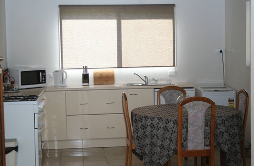 Bowman Farm Cabin | Dam It Getaway- 2 bed cabin