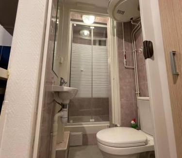 Necker Apartment | Dame de fer apartment