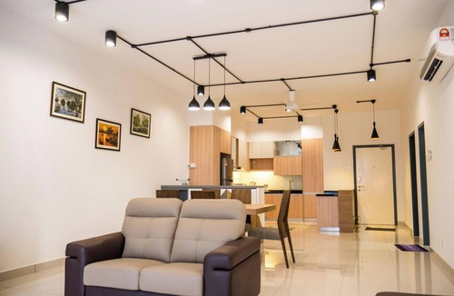 Usj 1 Apartment | Damen Residence by Widebed