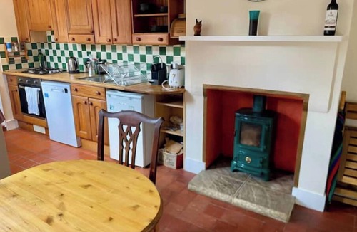 Forest Row Cottage | Damson Cottage