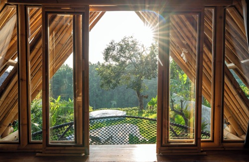 Sukasada Villa | Damuh Alam