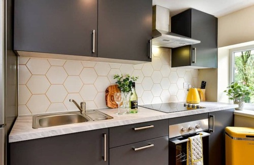 Glynneath Apartment | Dan Y Coed