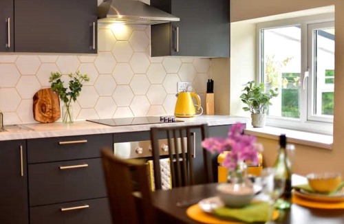 Glynneath Apartment | Dan Y Coed