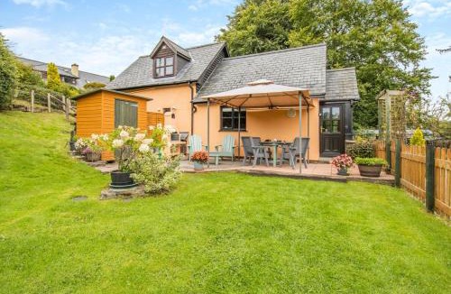 Devils Bridge House | Dan y Faen