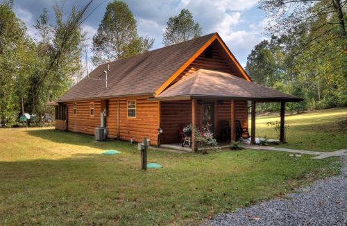 Sevierville Ski Chalet | Dancing With The Bears