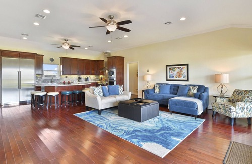 Indian Beach House | Dancing with Waves | 3 bedrooms 2 baths | by Rose