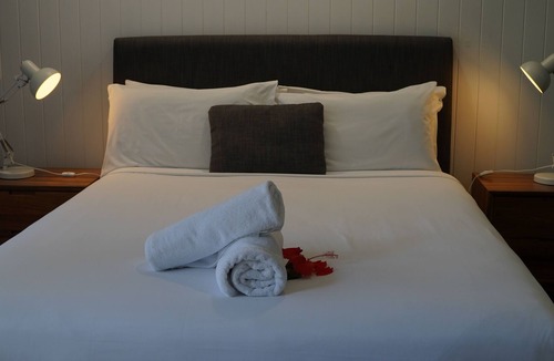 Arcadia Cabin | Dandaloo Gardens