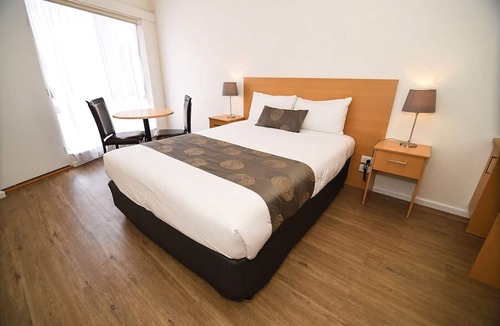 Dandenong Hotel | Dandenong Motel