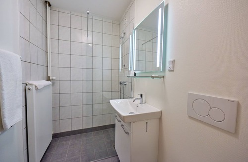 Logstor Hotel | Danhostel Vitskøl Kloster