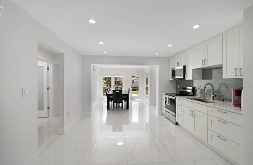 Melaleuca Gardens House | Dania Beach Unit 1 by PMI