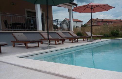 Smoljanci House | Danica