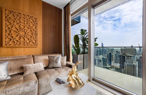 Dubai Marina Apartment | Daniels 1BR Marina Horizon Retreat