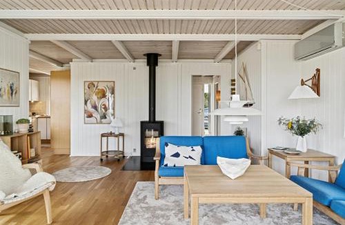 Øer Strand House | Danish Summer House Idyll Overlooking Ebeltoft Bay
