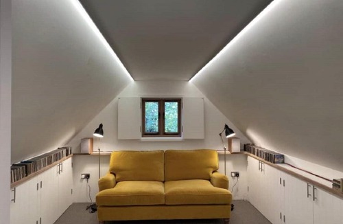 Hassocks Apartment | Danny Studio - Base for walks, cycling and work stays