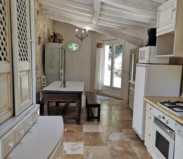 Castelnau-Montratier-Sainte-Alauzie House | Dans hameau avec piscine privée